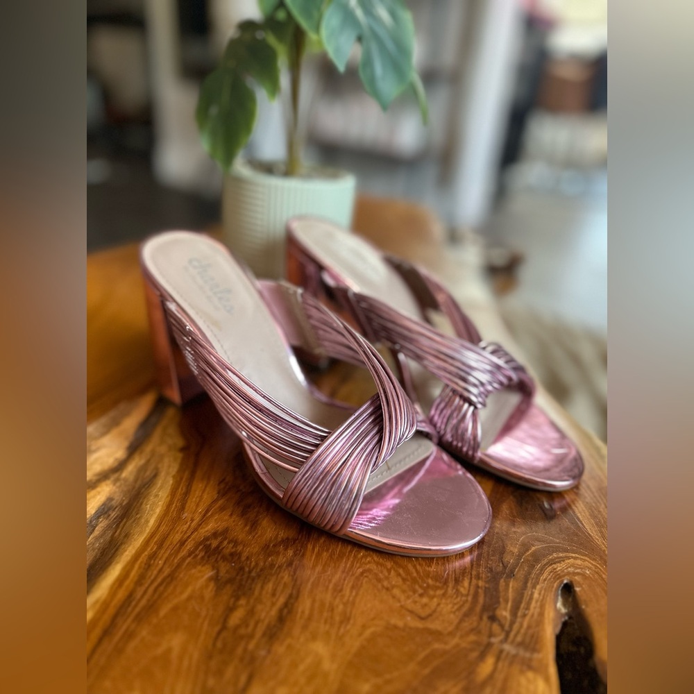 Fun pink heels. 80’s vibes